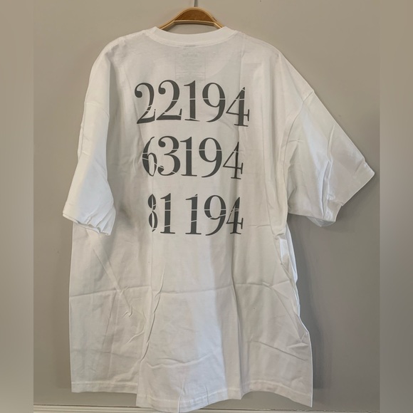 NEW ATSUKO The Promised Neverland Group White Shirt Size:2XL - Picture 6 of 7